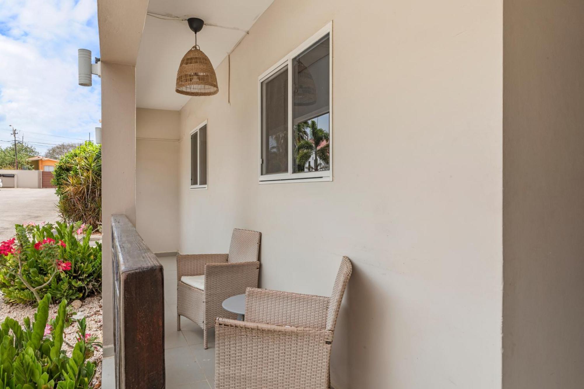 Curadise Living Apartment Willemstad Exterior photo