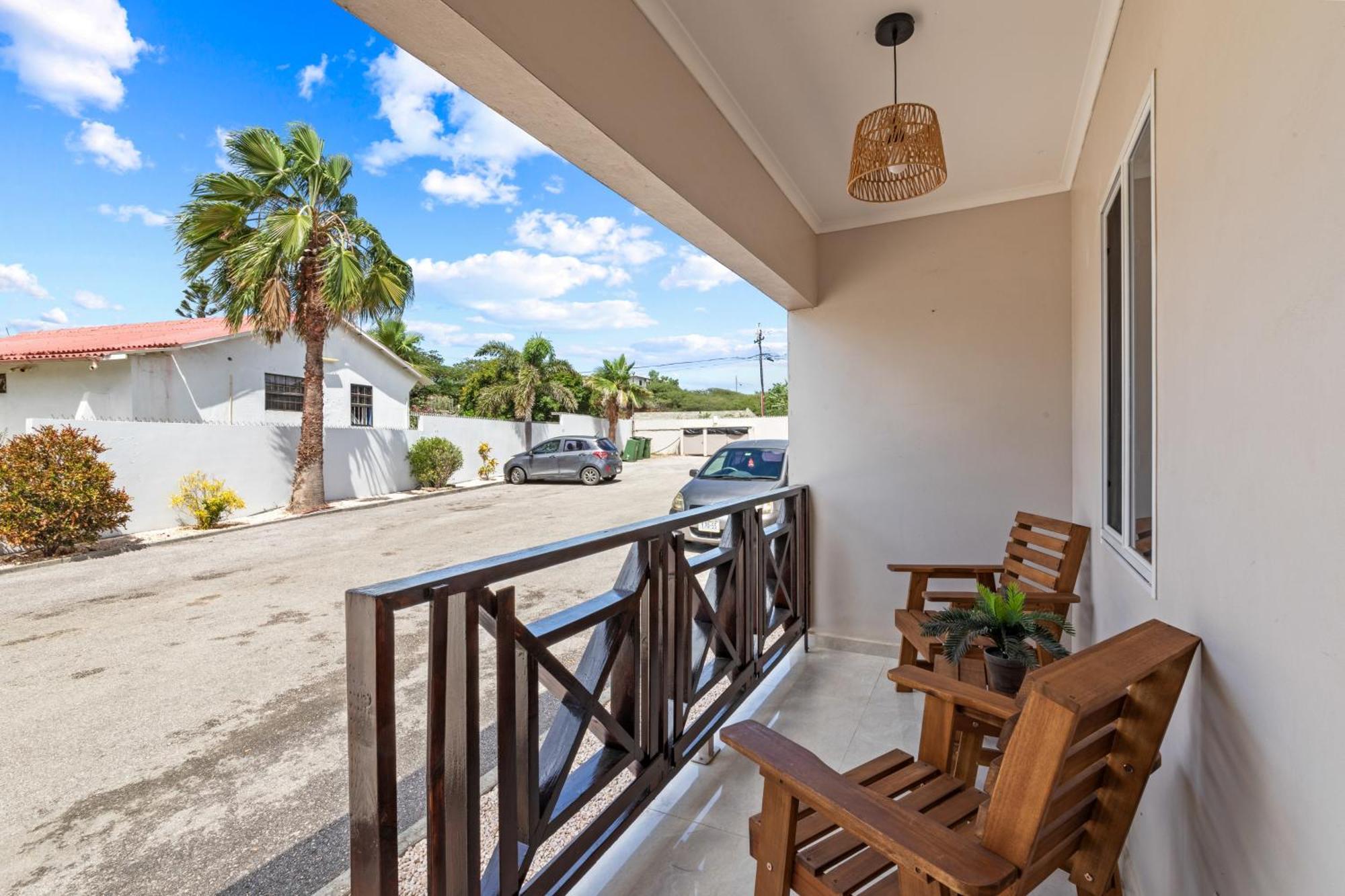 Curadise Living Apartment Willemstad Exterior photo