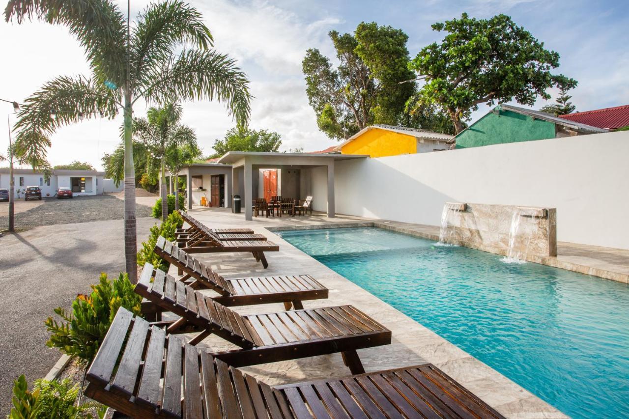Curadise Living Apartment Willemstad Exterior photo
